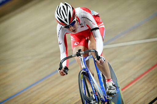 女子ポイントレース　4位に入った上野みなみ（日本）