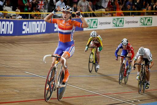 女子スクラッチレース 優勝したマリアンヌ・フォス(オランダ)
