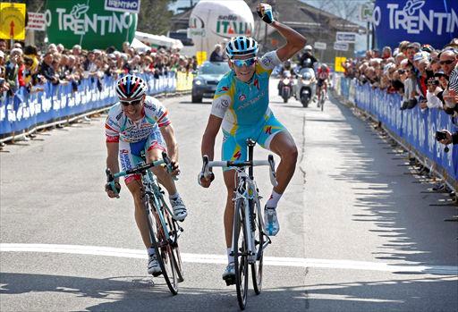ジロ・デル・トレンティーノでステージ優勝したロマン・クロイツィゲル（チェコ、アスタナ）