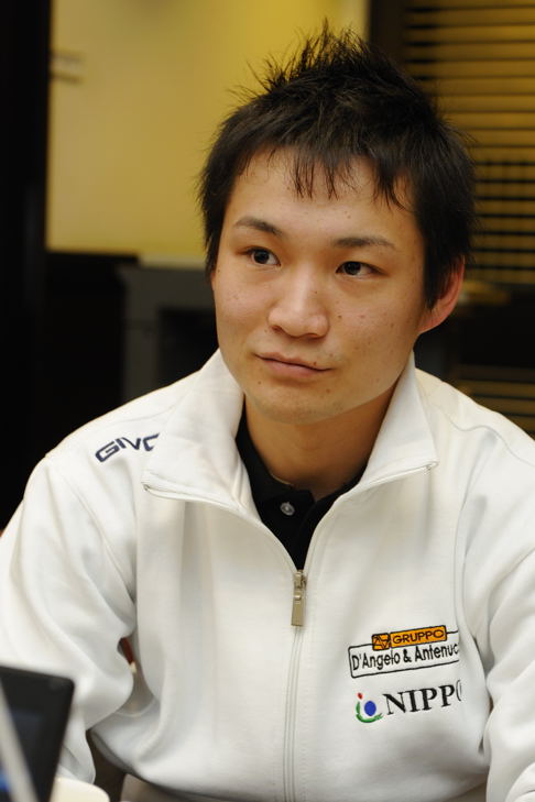 渡欧前、抱負を語ってくれた大西恵太メカニック(ダンジェロ&アンティヌッチィ・株式会社NIPPO)