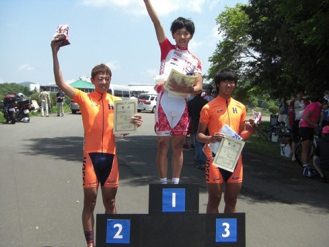 修善寺オープンロードレース・クラス3で優勝した代 凌介選手