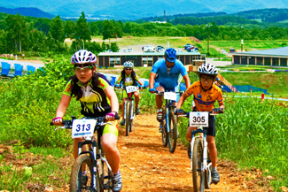 自然のなかで楽しむMTBクロスカントリー 写真はイメージです。