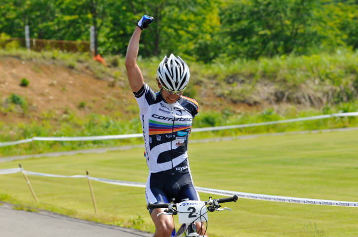 エリート男子優勝　斉藤亮（チーム　コラテック）