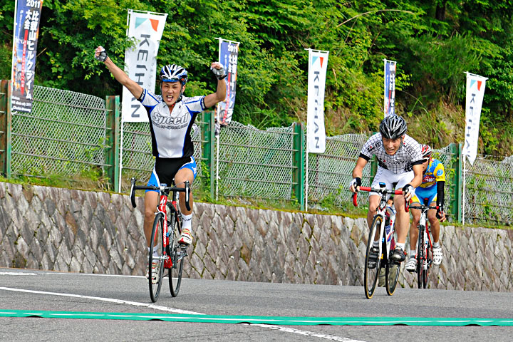 E1優勝 鳥居新也(Team Speed)