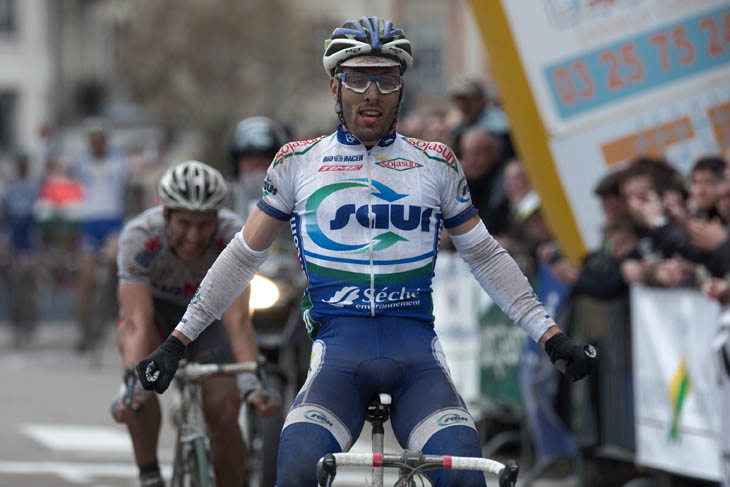 ジョタナン・イベール(フランス)が雨のパリ〜トロワ(UCI1.2-2011/3/13)を勝利で飾る