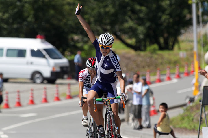 E2　小西遥久（立教大学自転車競技部）が優勝