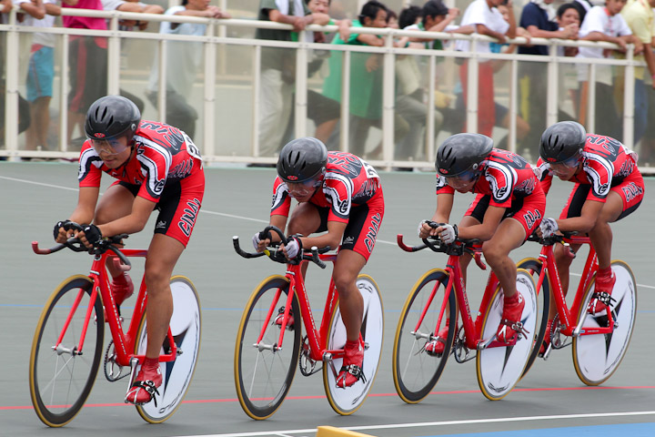 4km団抜予選　4分26秒943の大会新記録でトップの岐阜、岐南工