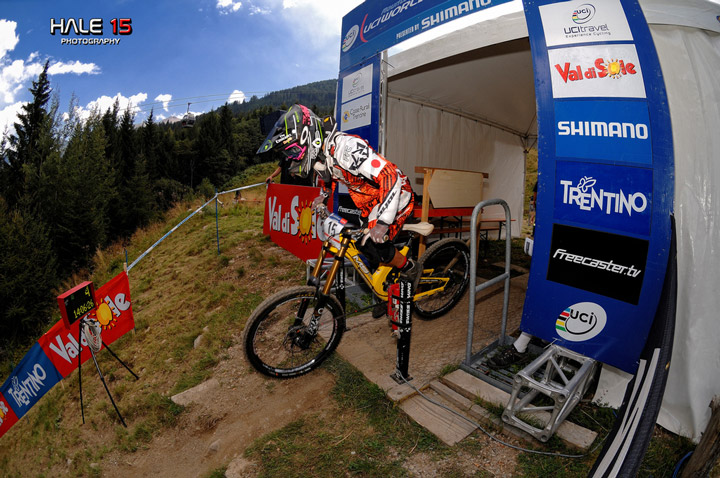 MTBワールドカップ最終戦を15位で終えた末政美緒