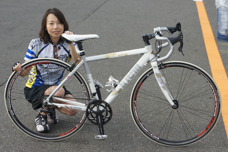 今年も大所帯でつくばに参加していた、チームホワイトドッグスに所属の雨宮さん。愛車もホワイト