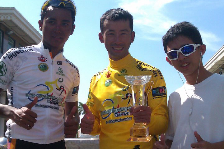 ツール・ド・ブルネイ2011で総合優勝した福島晋一(トレンガヌ・プロアジア)