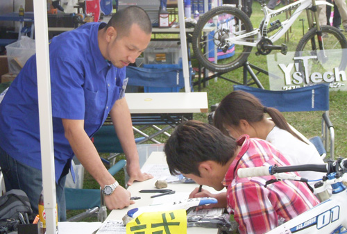 バイクデモはリアル店舗を持つ、ワイズロード主催のイベント