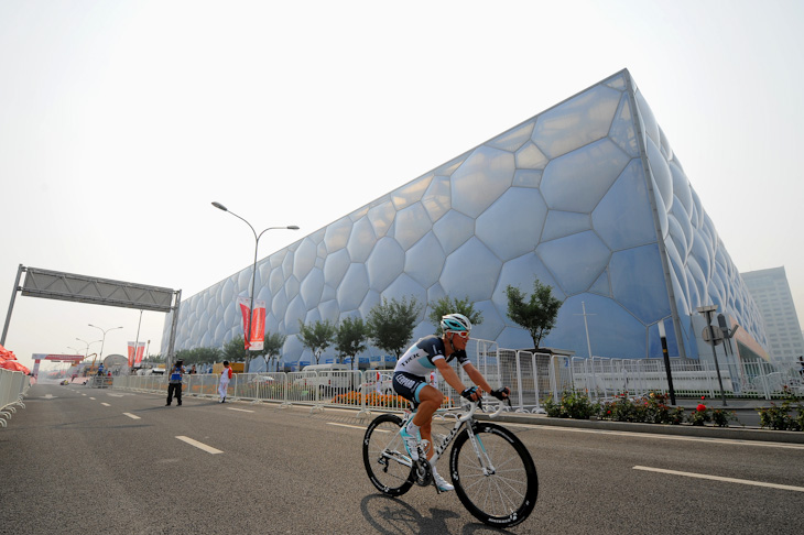 ゴール地点は北京五輪水泳競技会場の水立方(ウォーターキューブ)