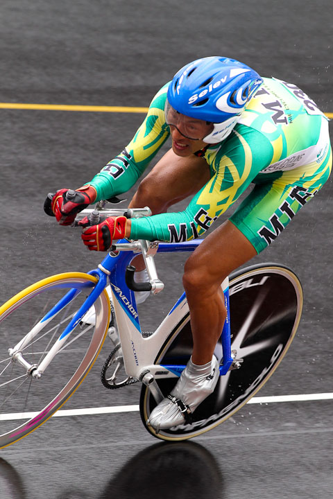 成年1kmTT決勝 1位 谷口明正(三重、三重県連盟)1分06秒195
