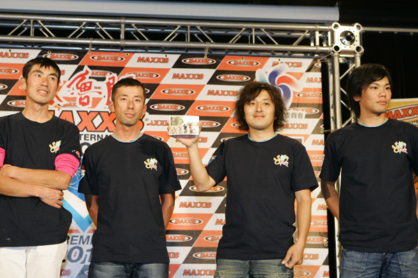 2010年大会は新城幸也選手や福島晋一・康司選手兄弟、鈴木雷太さんらも参加