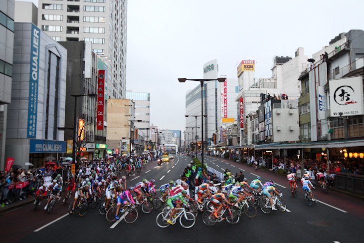 直線的なコースには180度コーナーが2カ所ある