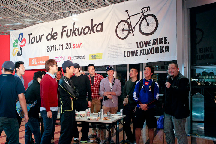 アジアを代表するスポーツ観光事業を目指し韓国からたくさんの人がサイクリングに