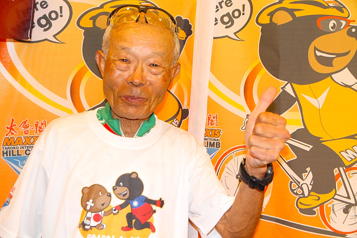75歳の田口重喜さん（スワコレーシング）は「スーパーおじいちゃん」として大人気