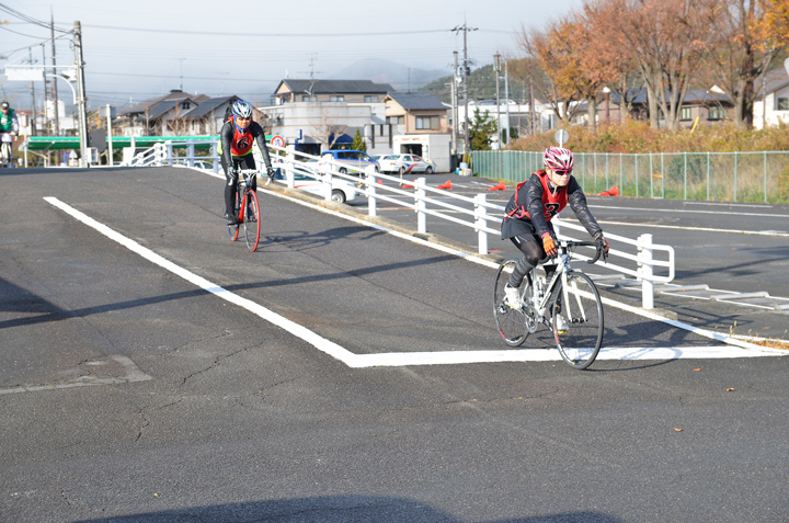 宝ケ池自動車教習所内のコースで試乗できる