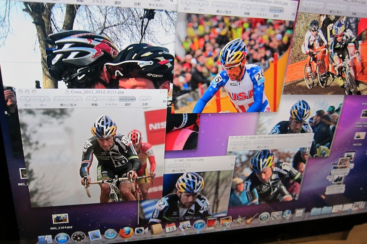 吉田さんのパソコン画面に並ぶティムの画像