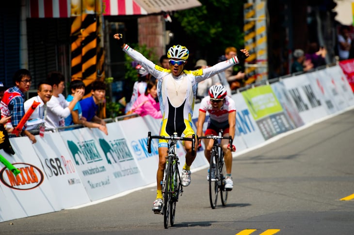 ステージ優勝を挙げたビクトル・ニノ(コロンビア、アザド大学クロスチーム)