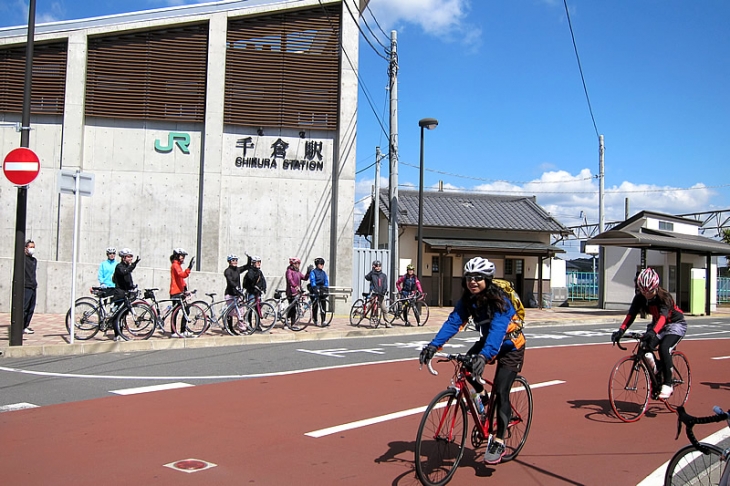 3班に分かれて順次出発