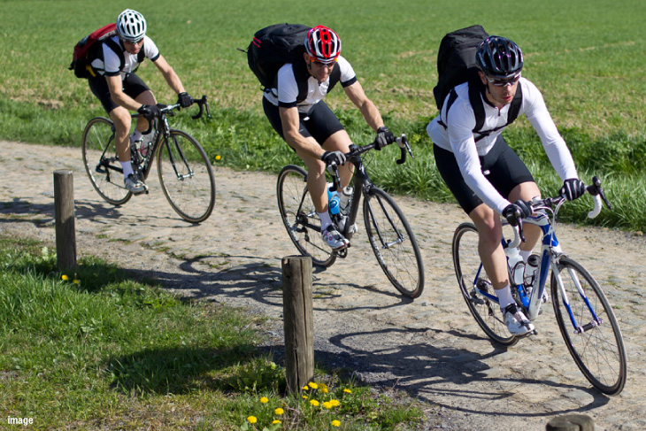 会場となるHakuba47を目指すBrevet de ROUBAIX(イメージ)