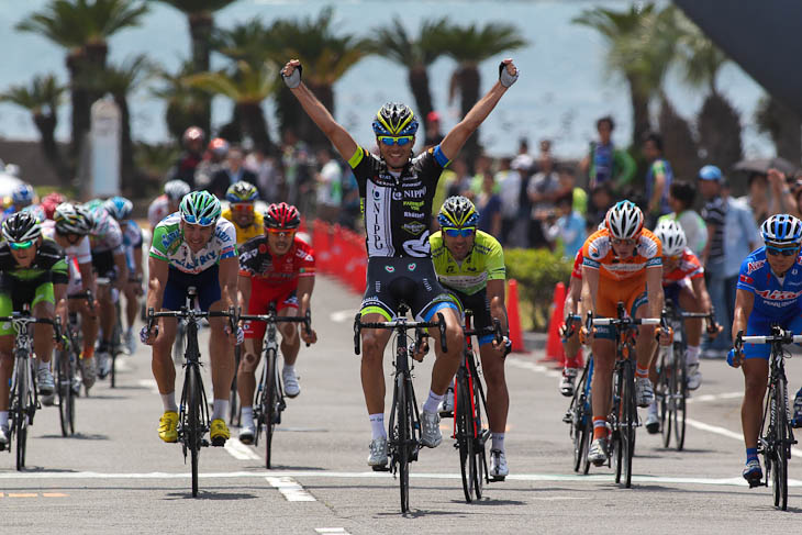 マウロ・リケーゼ(チームNIPPO)が優勝
