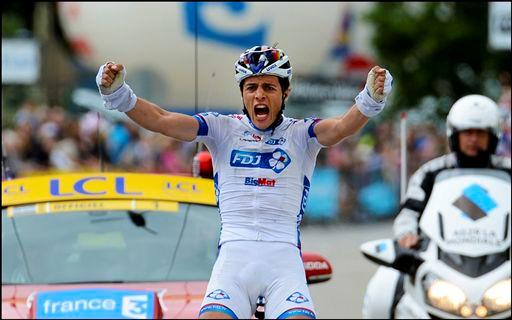 独走でゴールするアルテュール・ヴィショ(フランス、FDJ・ビッグマット)