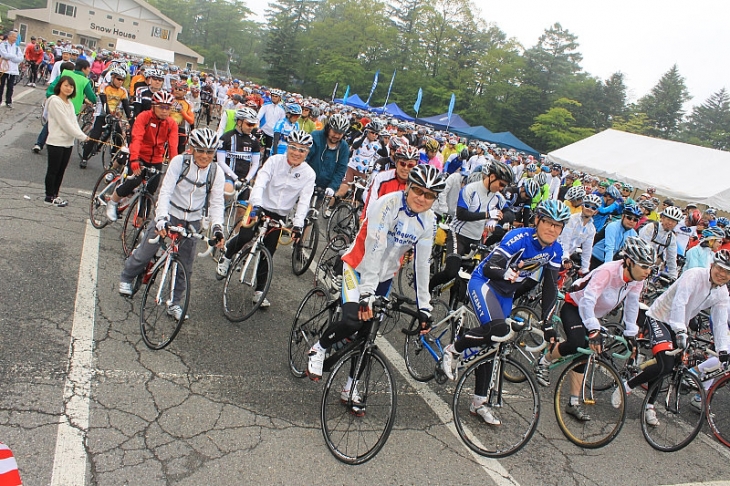 およそ700名が参加した グランフォンド軽井沢2012