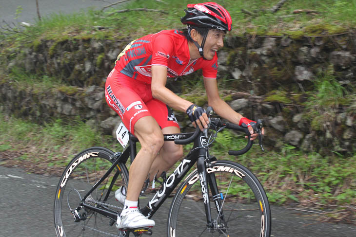 ラスト1.5km地点、増田成幸(宇都宮ブリッツェン)がゴールを目指す