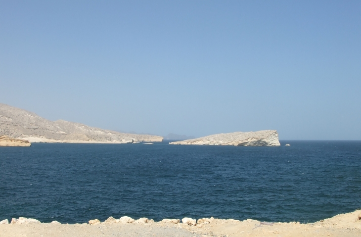 アラビア半島の宝石と謳われるオマーンの海
