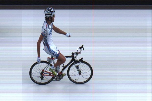 独走勝利を飾ったティボー・ピノ(フランス、FDJ・ビッグマット)