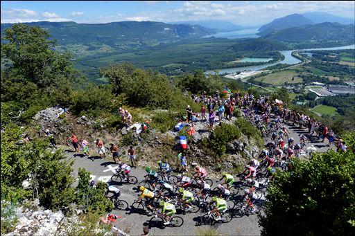 超級山岳グラン・コロンビエール峠を登る