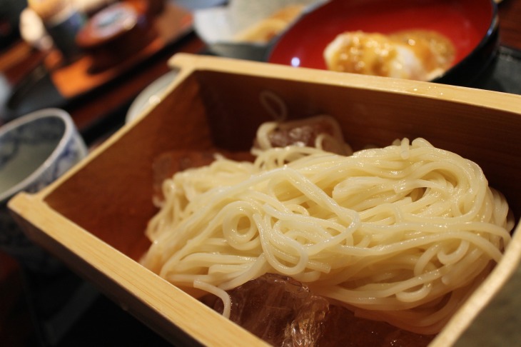 エイドステーションで供される予定のご当地うどん「おざんざ」(当日とは異なります)