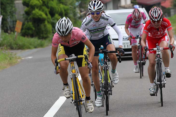 女子、仕掛ける高橋奈美(Vitesse-Serotta-Feminin)