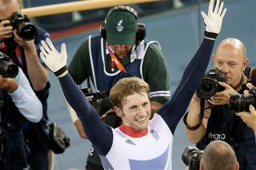 男子スプリントを制したジェイソン・ケニー(イギリス)