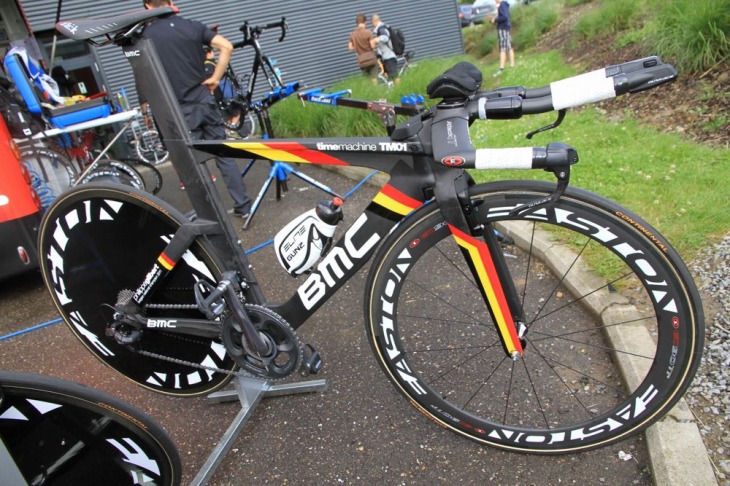 BMCレーシングチーム BMC timemachine TM01 フィリップ・ジルベールのベルギーナショナルカラー