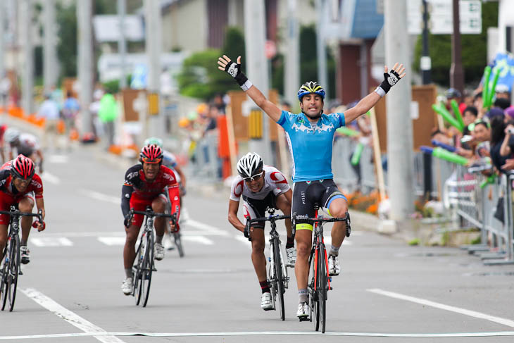 マキシミリアーノ・リケーゼ(チームNIPPO)が優勝