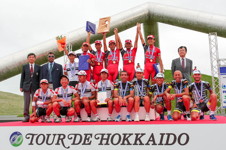 ツール・ド・北海道2012、団体総合優勝