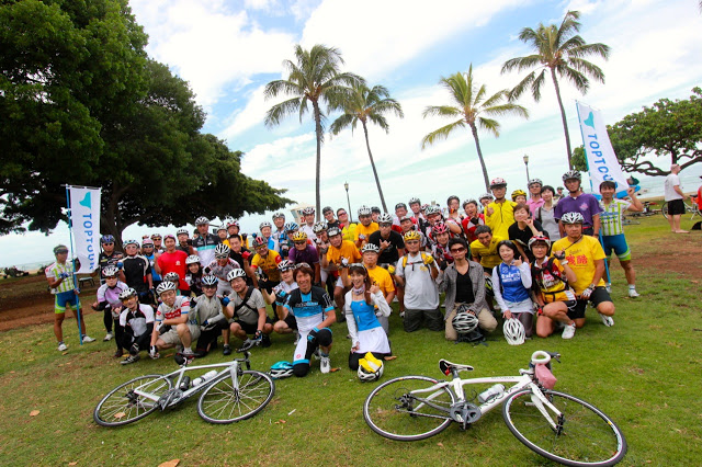 毎回200名を超える参加者を集めるトップツアーの参加ツアーはハワイを存分に味わうことが出来る