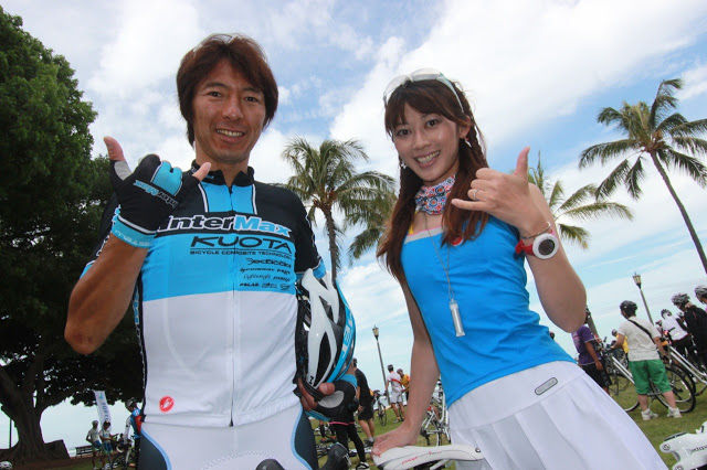 講師となってくれた今中大介さんと絹代さん。アロハ!
