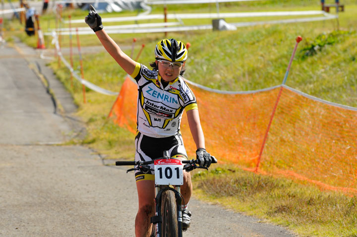 女子スポーツ優勝　中村千鶴(Team UKYO)