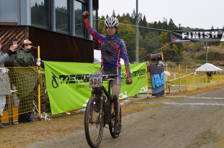 エキスパート優勝 竹内遼(Team ProRide)