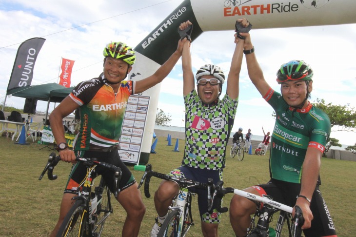 120kmを走りきって迎えたゴール!「最後はペースが速くて大変でした」と団長