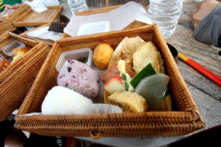 特製のお弁当が用意されました。まーさん(美味しい)!