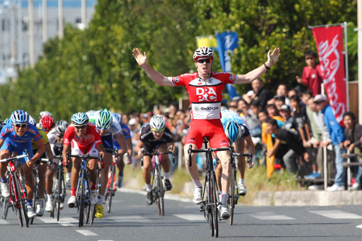 チャンピオンクラス210km トーマス・パルマー（ドラパックサイクリング）が優勝