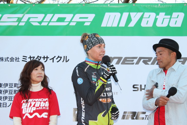 閉会式ではガンリタ選手の口から「来年も来るよ!」のうれしいお言葉