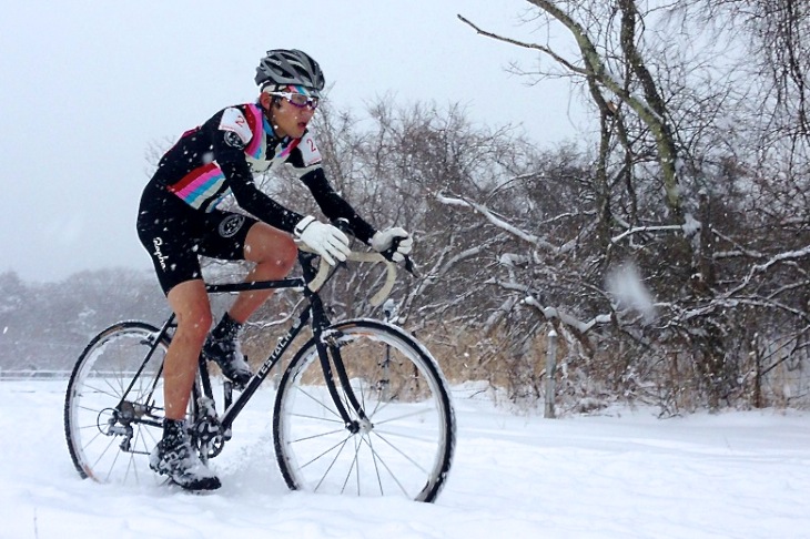 カテゴリー2で独走勝利を飾った小俣雄風太(八ヶ岳CYCLOCROSS CLUB)