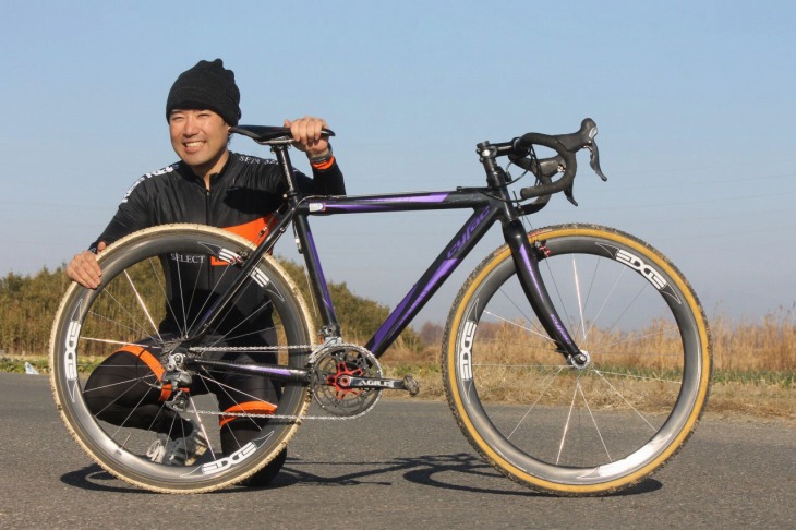 梅田俊次さん(042-703-9122-A)cyfac Mega CROSS