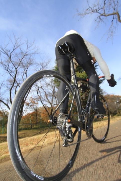 「全てのシーンで高性能を発揮する万能モデル」吉田秀夫(盆栽自転車店)